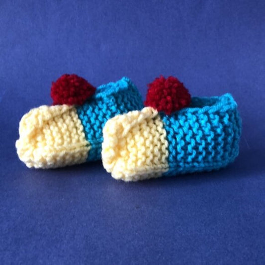 NWT Vintage Handmade Knitted Teal Yellow Children’s Slipper Booties