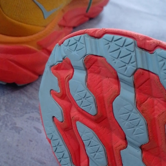 Hoka One One Clifton 8 Radiant Yellow Maize