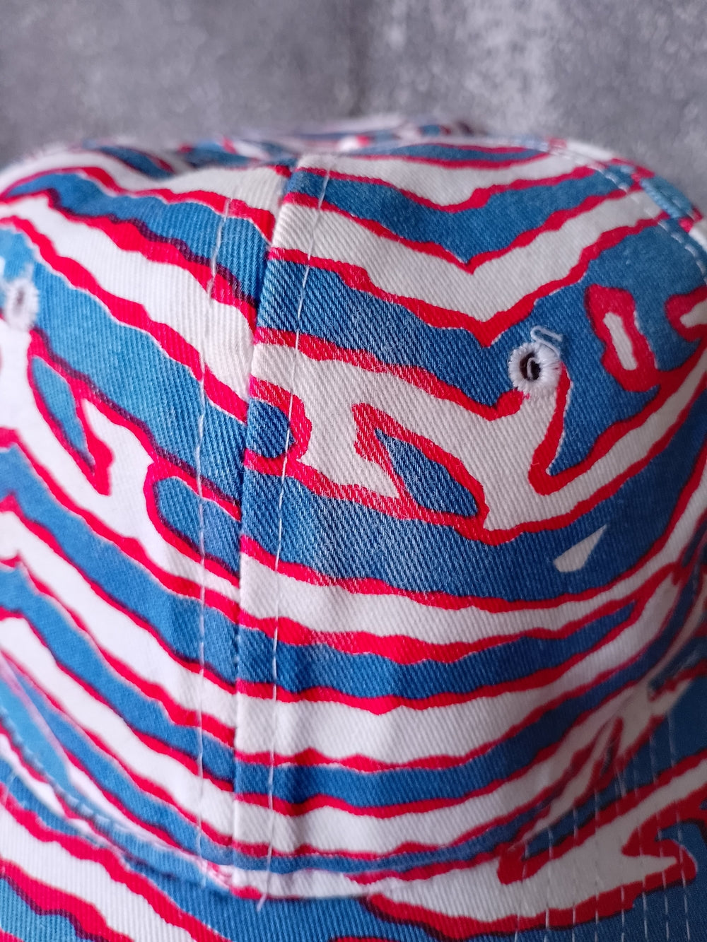 Vintage Oakland Zoo Embroidered White Baseball Cap