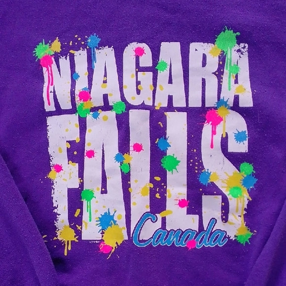VINTAGE 90s Niagara Falls Canada Tourtish Crewneck Sweater