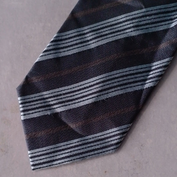 Armani Collezioni Men's Tie - Black and Silver Stripes MADE IN ITALY
