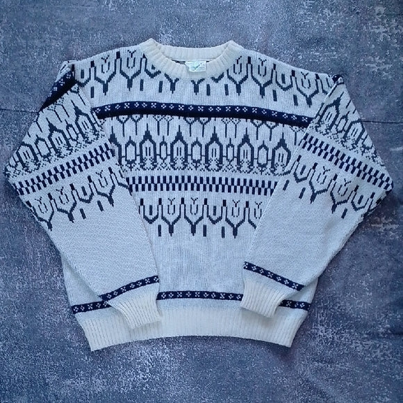 VINTAGE 90s Patterned Sweater in Cream and Black