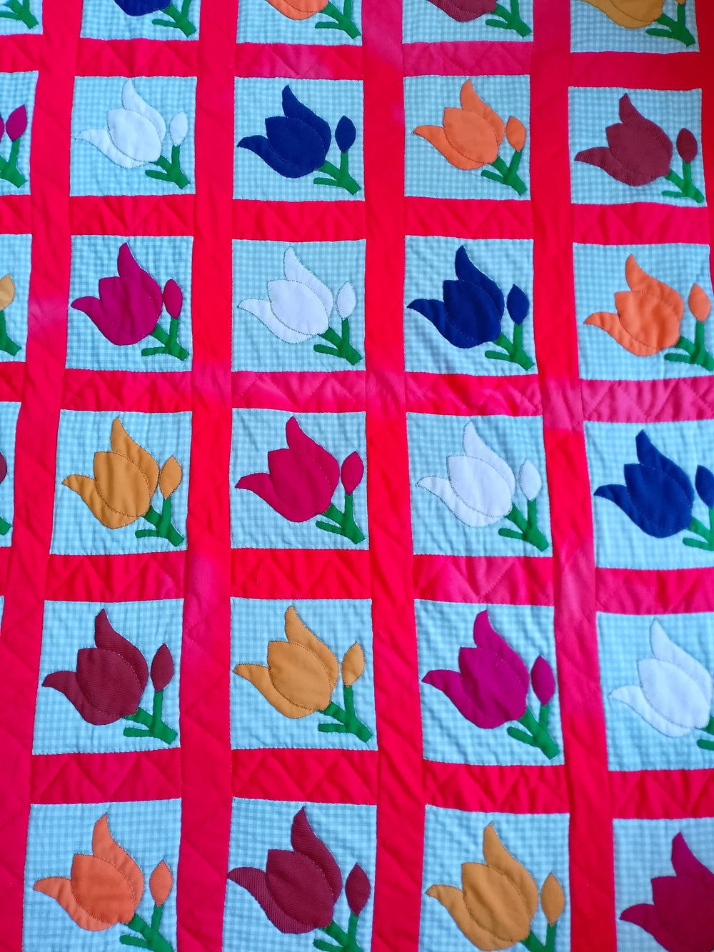 Vintage Tulip Floral Handmade Quilt Patchwork