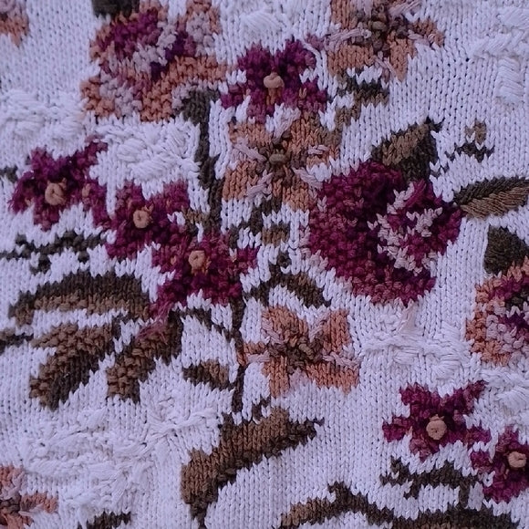 VINTAGE 90s Floral Hand Knit Women's Sweater - CAPE ISLE KNITTERS