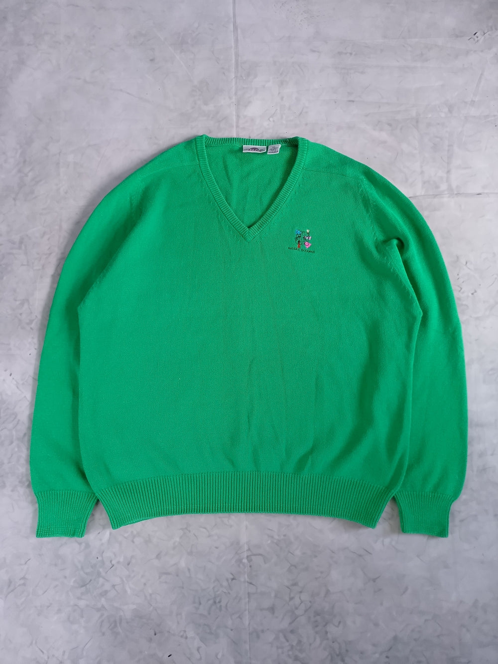 Vintage 90s CRYSTAL PALACE CASINO BAHAMAS V-Neck Sweatshirt