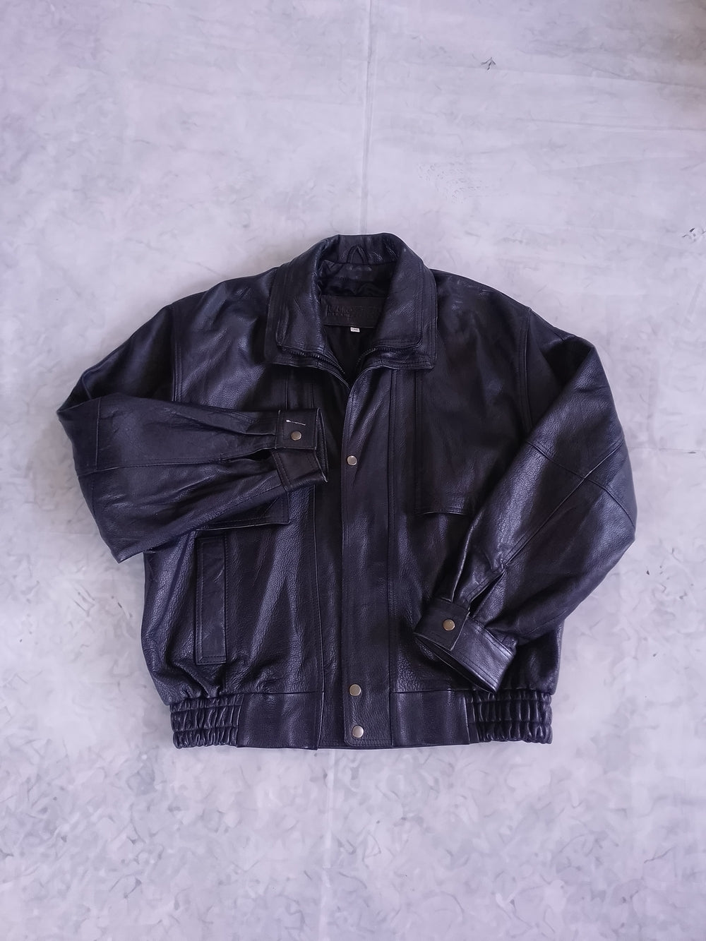 Vintage Men's Black Leather Bomber Jacket