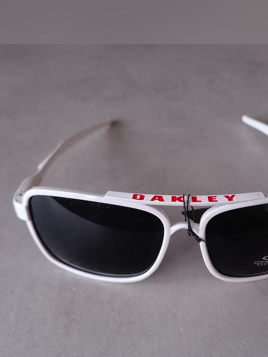 Vintage 2002 Oakley White Frame Sunglasses with Black Lenses NWT