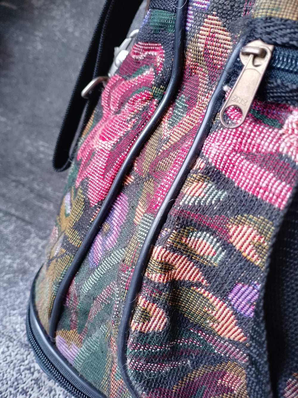Vintage ARCTICS USA Floral Tote Travel Bag - Expandable