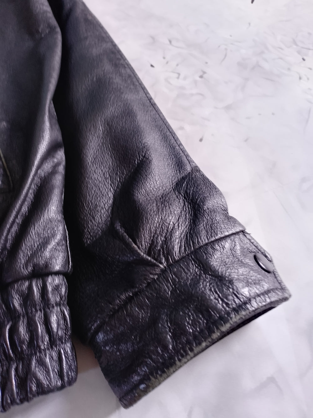 Vintage 90s Black Leather Bomber Jacket R&R UNISEX
