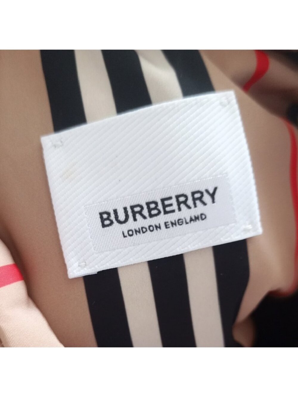 BURBERRY CLASSIC PATTERN DOWN PUFFER JACKET