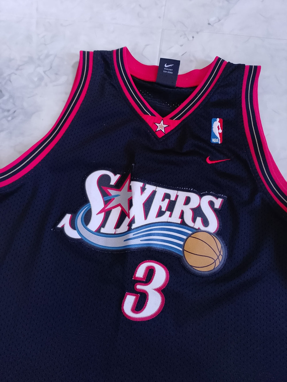 Vintage Allen Iverson Team Nike Sixers #3 Black Basketball Jersey