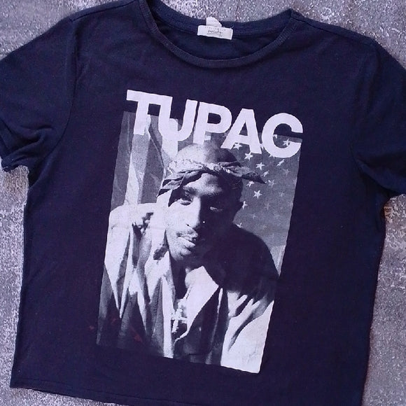 TUPAC AMERICAN FLAG GRAPHIC T-SHIRT