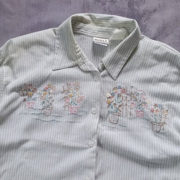Vintage Koret Francisca Embroidered Planted Flowers Button Up Shirt
