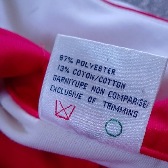 VINTAGE '90s Foot Locker Red and White Canada Track Jacket