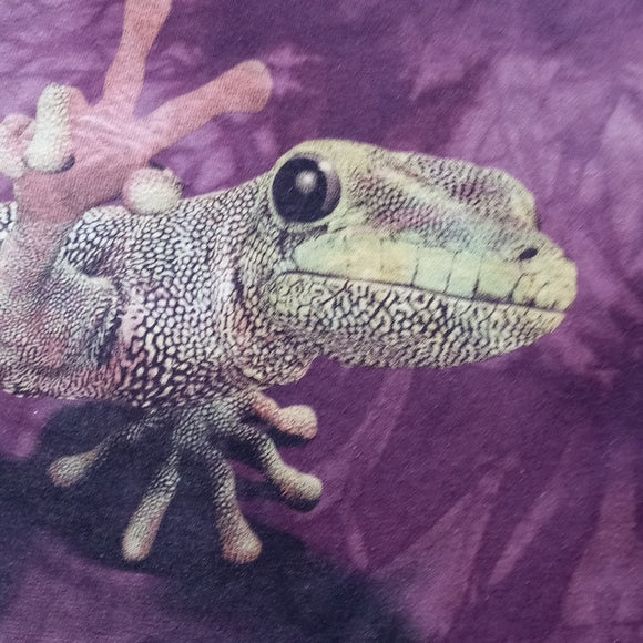 2009 Purple Gecko Throwing Peace Sign Big Print Tie Dye The Mountain T-Shirt