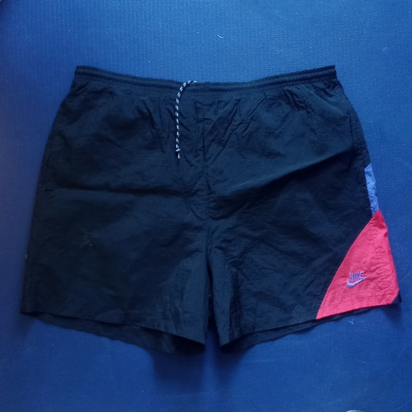 Vintage 90s Nike Essential Black/Red.Purple/ Big Logo Shorts