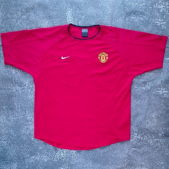VINTAGE Y2K MANCHESTER UNITED NIKE SOCCER JERSEY