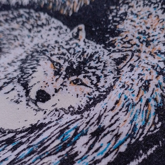 Wolf Graphic SweatsVINTAGE 90s WOLF PACK PRINT CANADIAN REFLECTION Quarter Zhirt