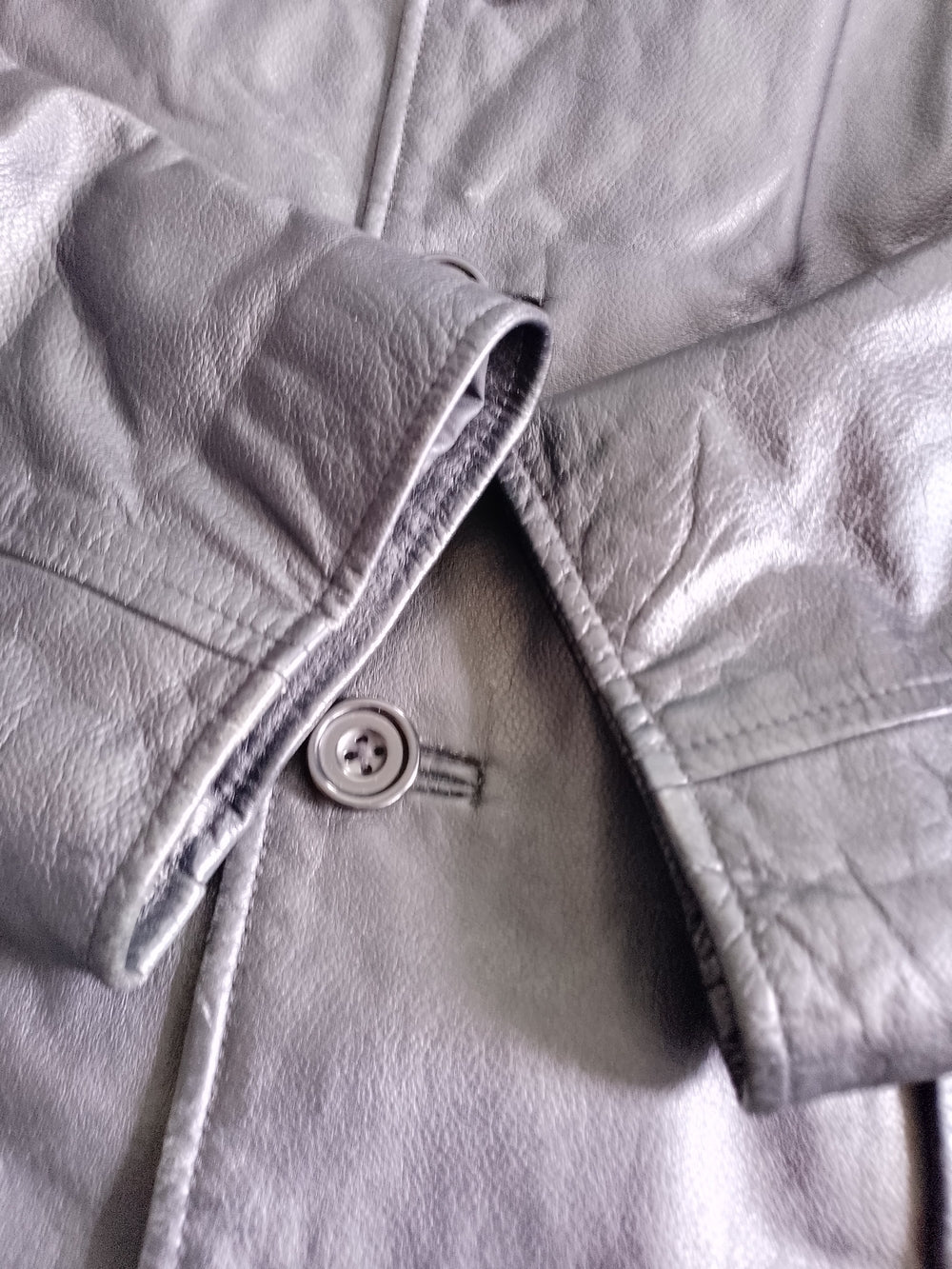 Vintage 90s Men's Black Leather Button-Front Jacket UNISEX R&R