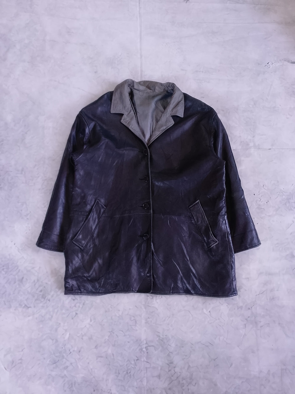 DANIER Women’s Black Leather Jacket with Contrast Collar