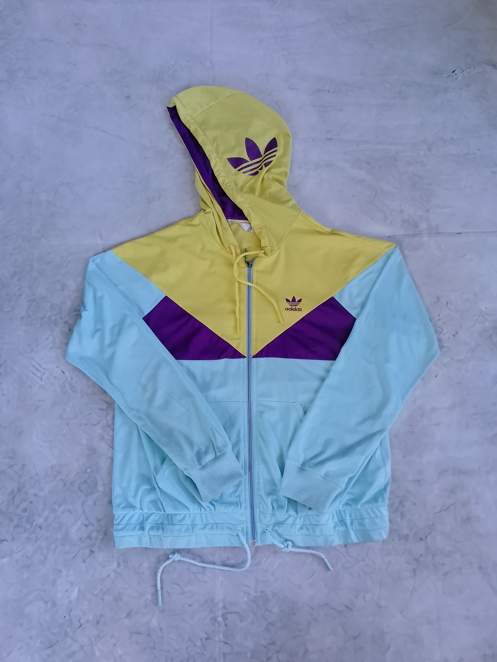 ADIDAS TRACK STYLE JACKET