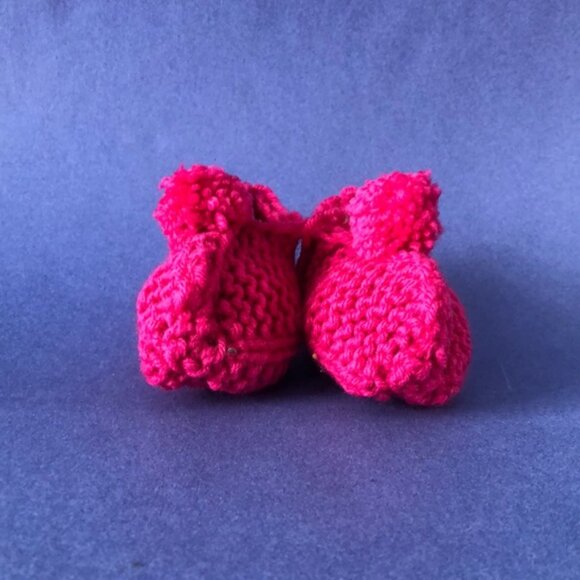 NWT Vintage Handmade Knitted Pink Children’s Slipper Booties