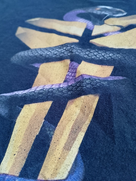 Kobe Bryant Mamba Wrapping Kobe Logo T-Shirt