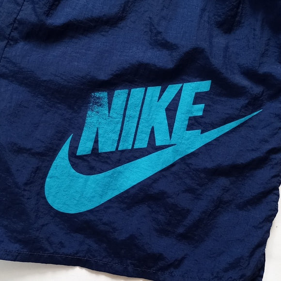Vintage 90 Nike Big Logo Shorts unisex