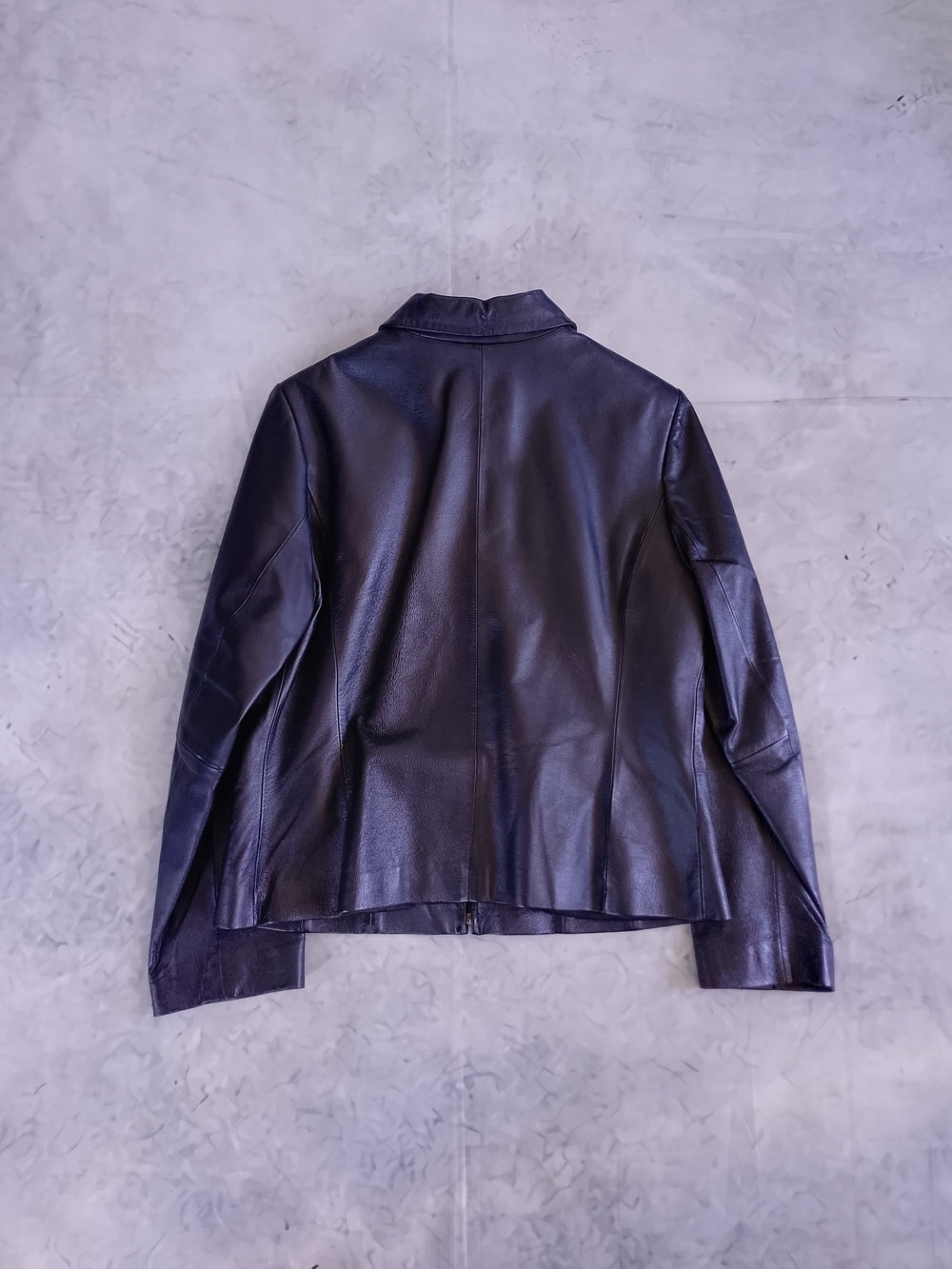 MANTLES Classic Black Leather Jacket
