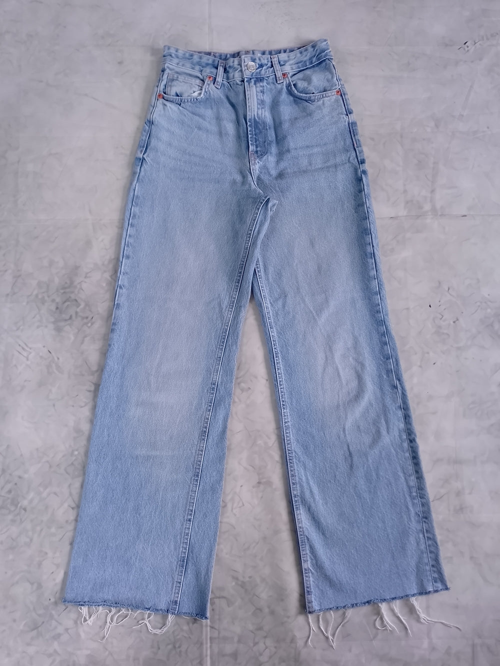 ZARA Light Wash Wide Leg Baggy Jeans