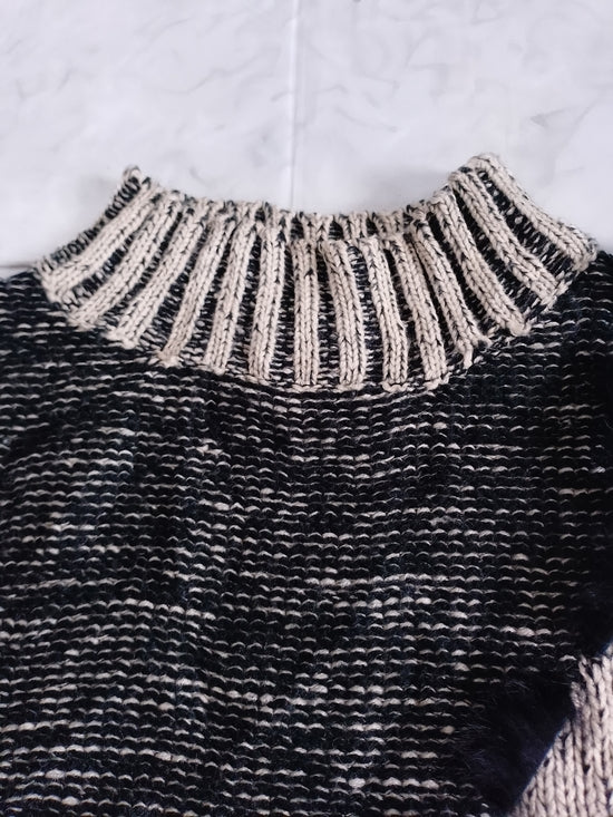 Vintage 90s Womens Two-Tone Knit Sweater in Beige and Black - Mock Neck Wool
