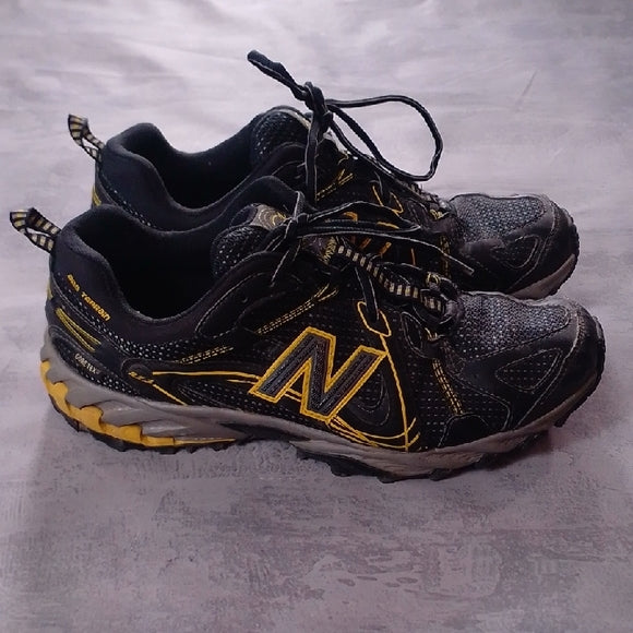 NEW BALANCE 573 GORE-TEX TRAINERS (MT573GTB)