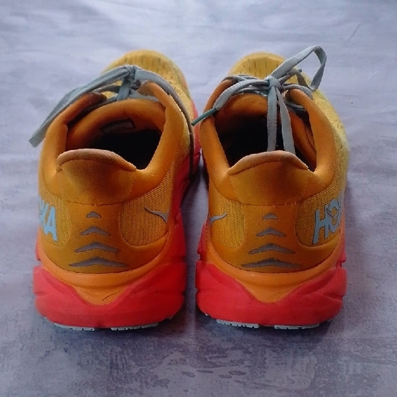Hoka One One Clifton 8 Radiant Yellow Maize