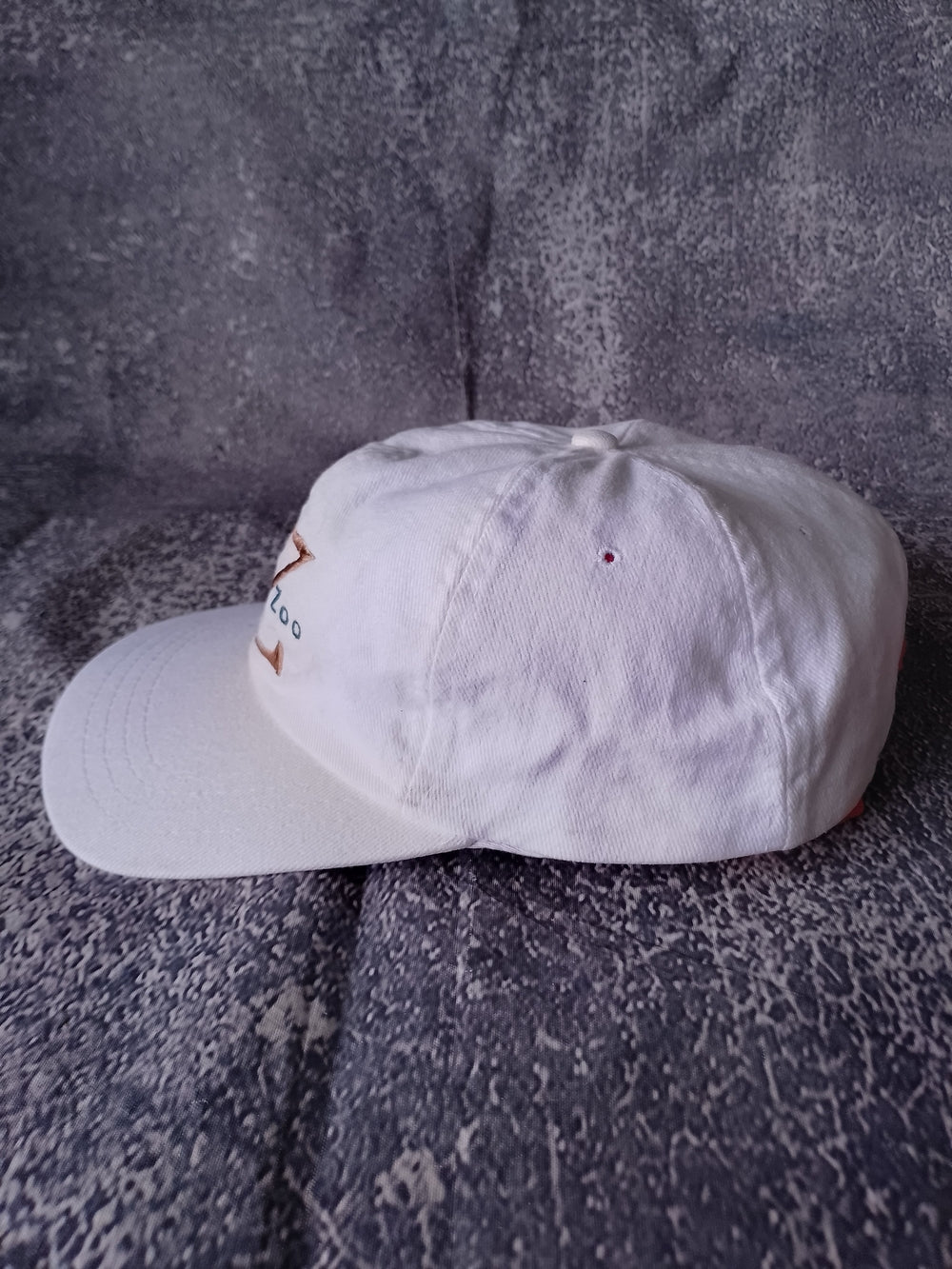 Vintage Oakland Zoo Embroidered White Baseball Cap