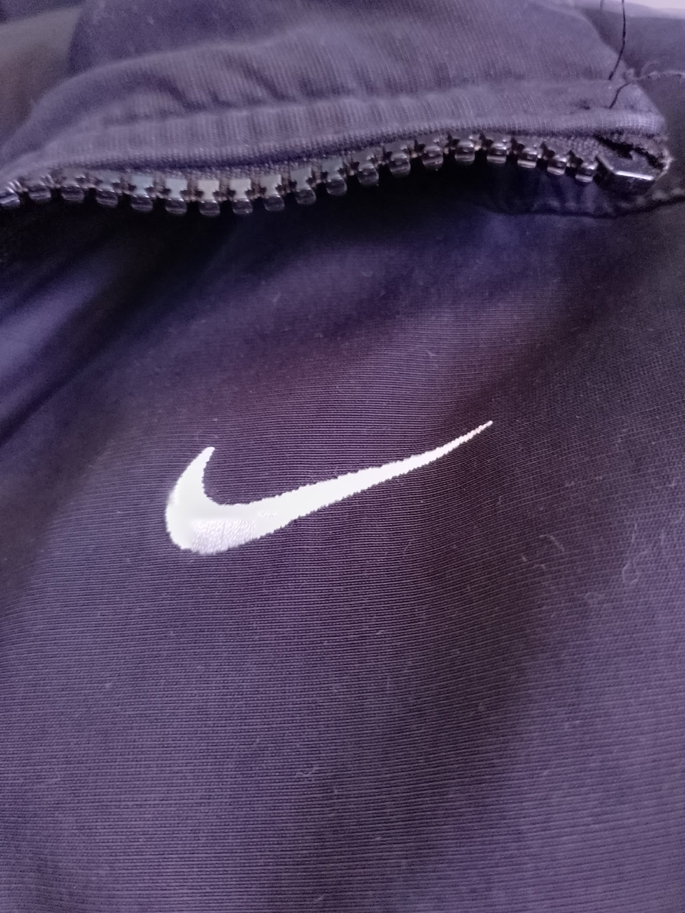 Vintage Y2K Nike Women's Black Zip-Up Jacket