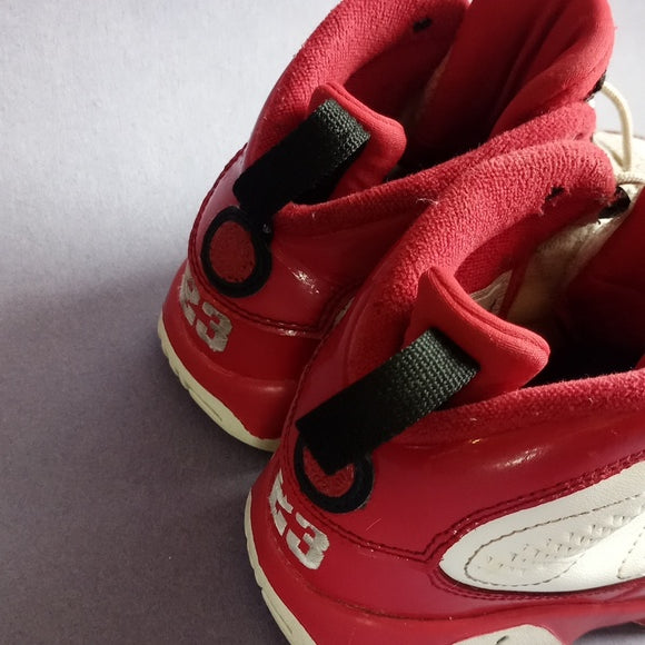 Air Jordan 9 Retro White Gym Red (PS) Shoe 401811-160