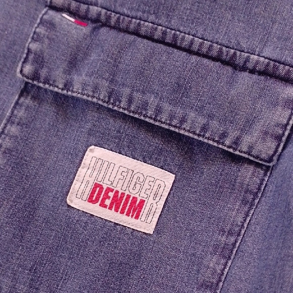 Tommy Hilfiger Blue Denim Shirt with Bold Red Logo CUSOTM FIT