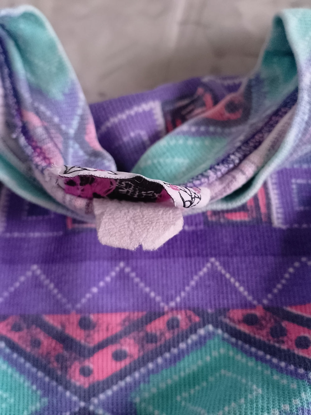 Vintage 1990s Aztec Graphic All Over Print Crewneck Sweatshirt