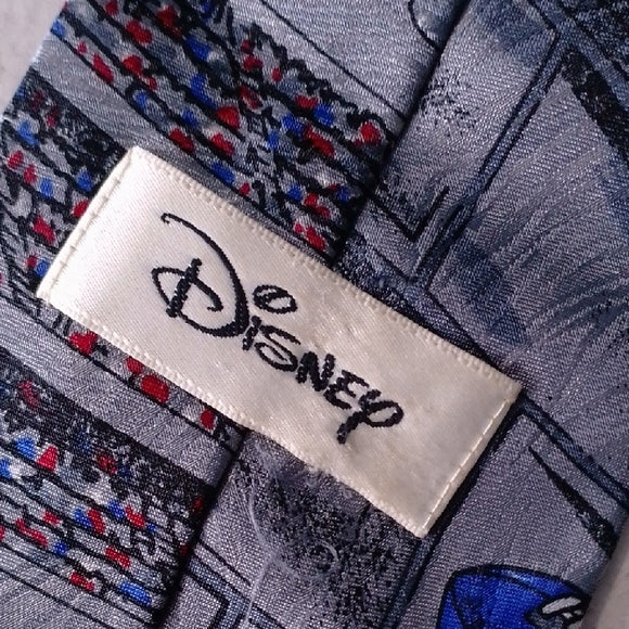 Vintage Disney Minnie & Mickey Mouse Football Touchdown Graphic Tie