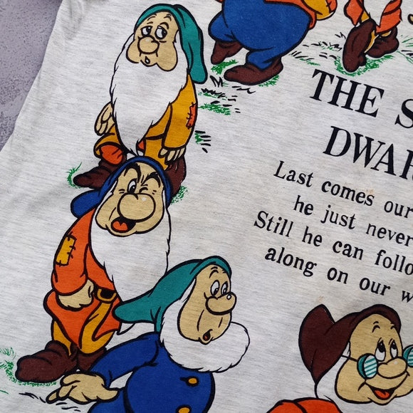 VINTAGE 90s The Seven Dwarfs Big Print T-Shirt