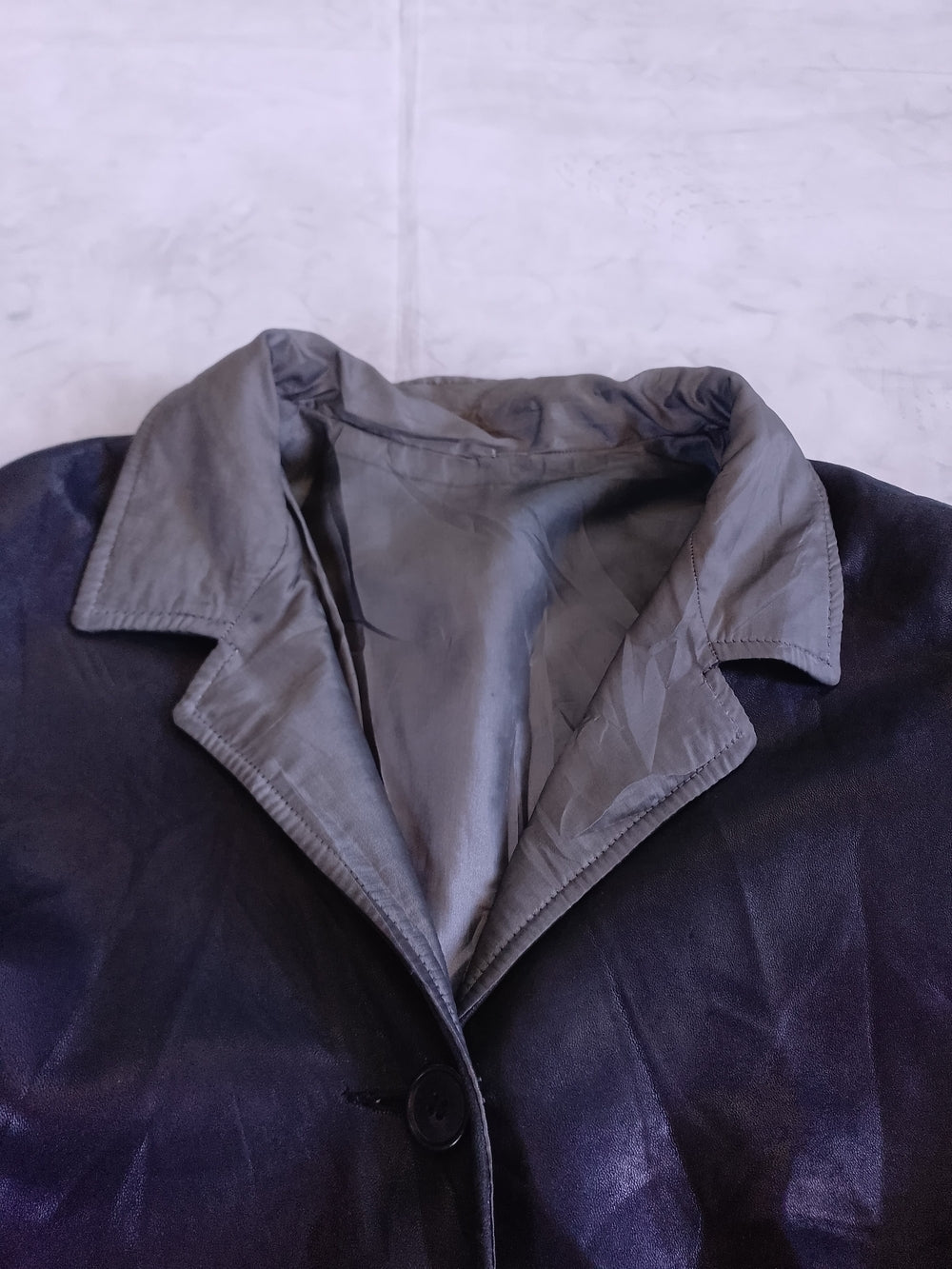 DANIER Women’s Black Leather Jacket with Contrast Collar