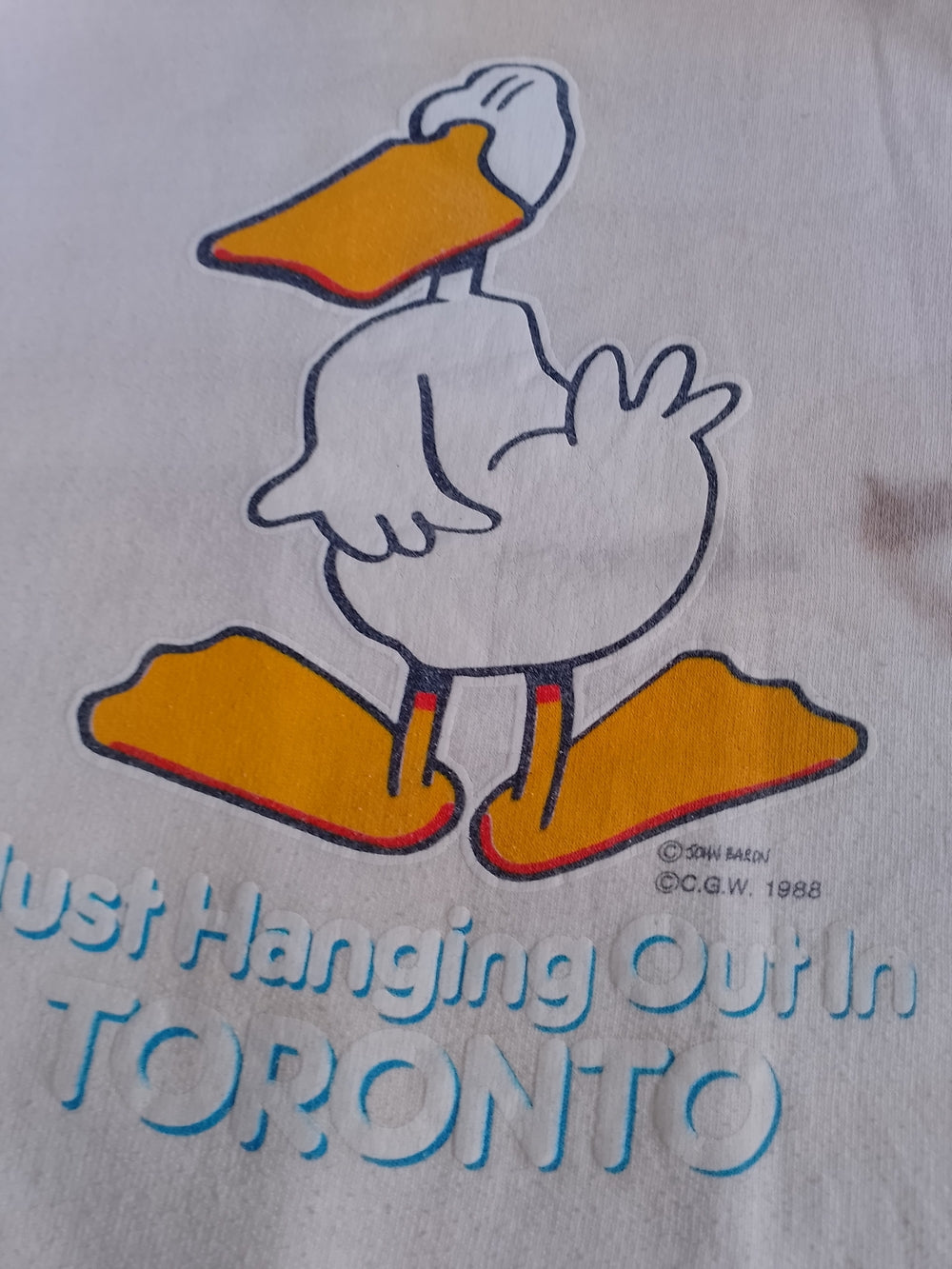 Vintage 1988 DUCK Just Hanging Out In Toronto Crewneck Sweater Unisex