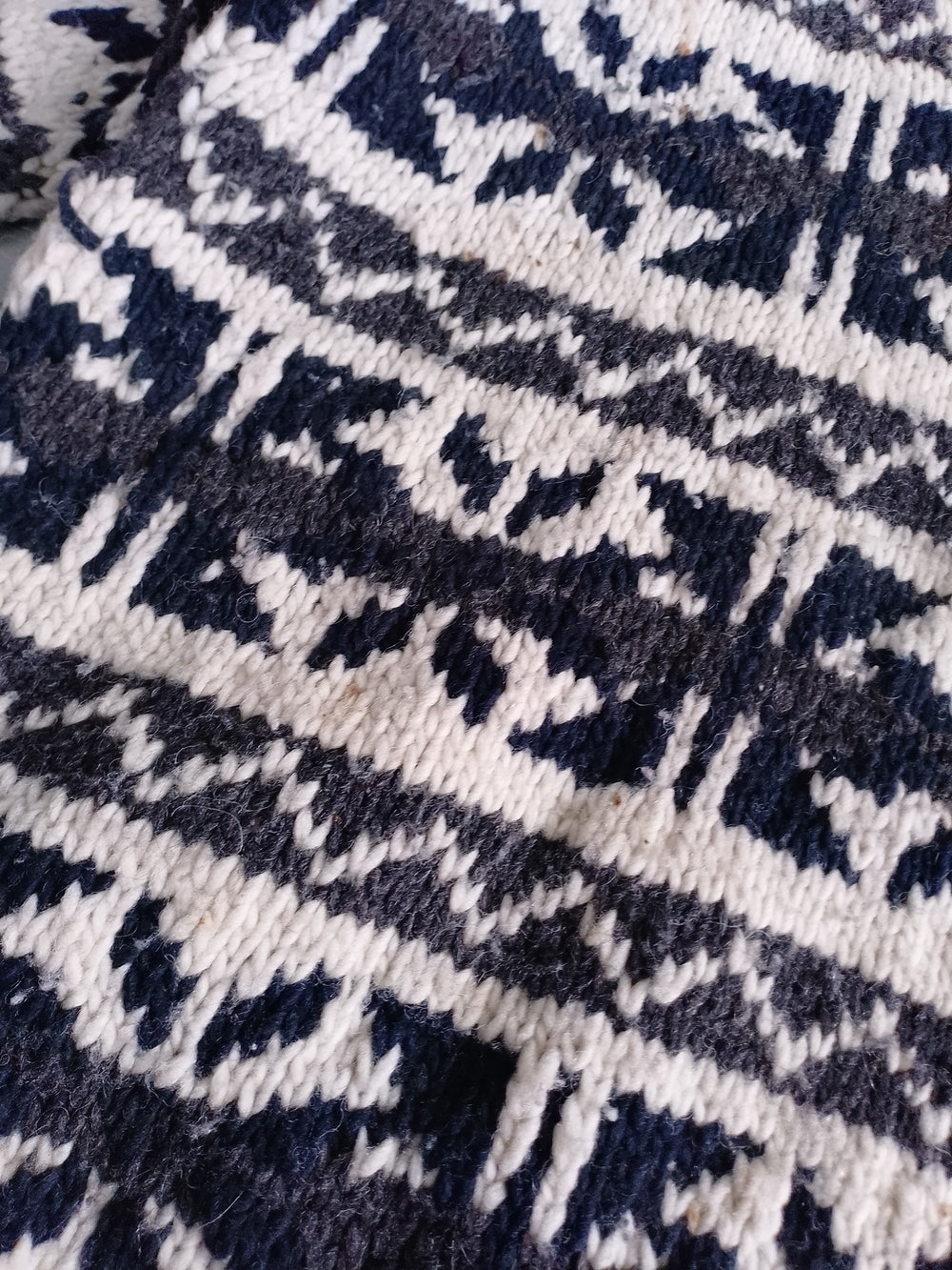 Vintage Artesanias Ishka Handmade Wool Sweater Cardigan