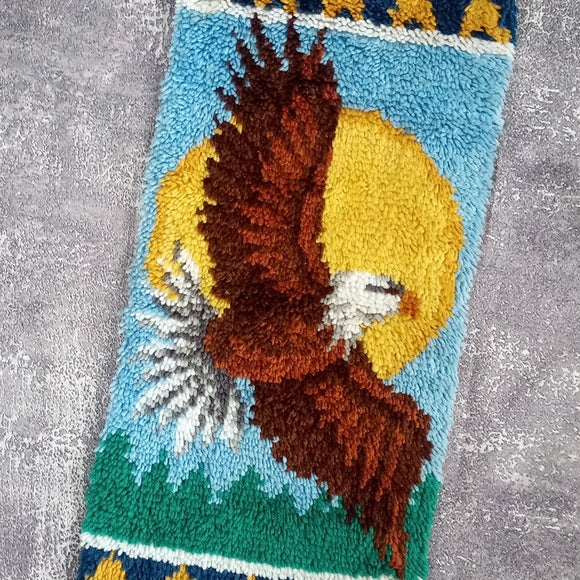 Vintage 90s American Eagle Soaring In The Sun Latch Rug