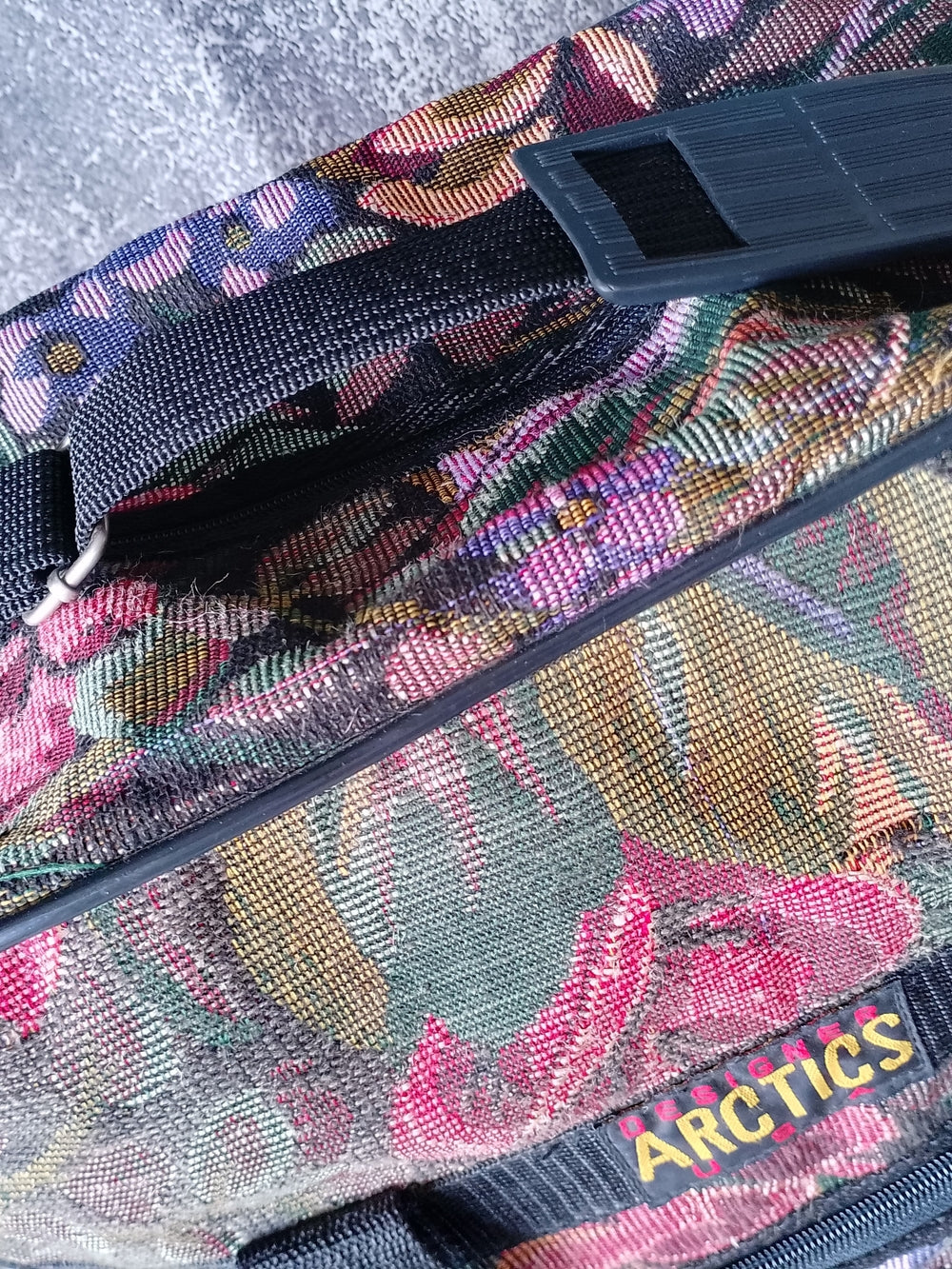 Vintage ARCTICS USA Floral Tote Travel Bag - Expandable