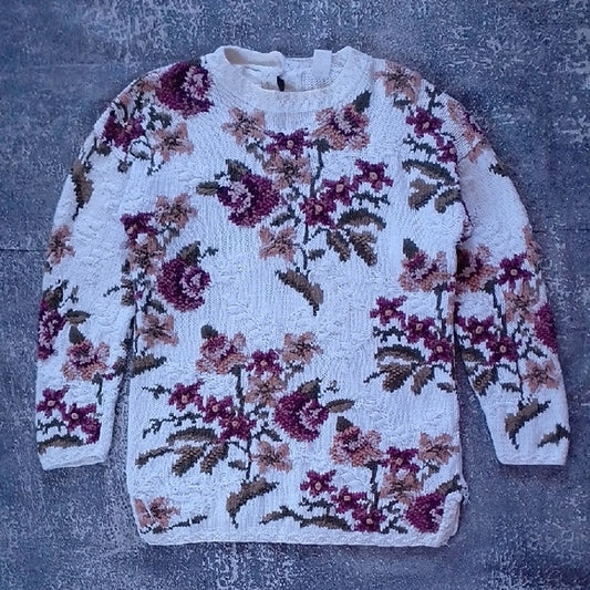 VINTAGE 90s Floral Hand Knit Women's Sweater - CAPE ISLE KNITTERS