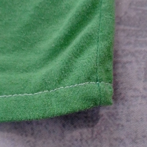 Vintage '90s The Caribbean Islands Graphic T-Shirt SINGLE STITCH V-NECK