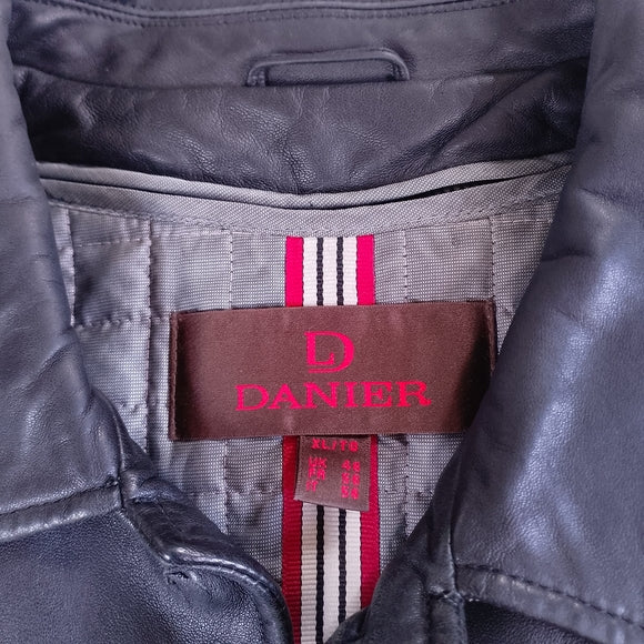 Danier Leather Button Up Heavy Jacket With Removable Liner