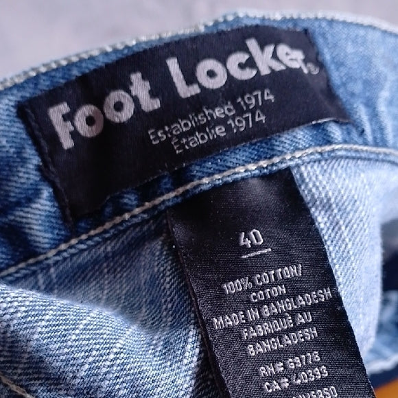 Vintage Y2K BAGGY FOOT LOCKER JORTS JEAN SHORTS