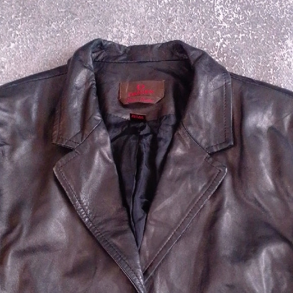 Vintage 90s Danier Classic Black Italian Leather Jacket
